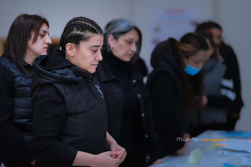 Qadın məhbuslar da səs verdilər - Fotolar