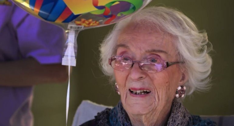 116 yaşlı qadının ad günü oldu - Bütün ailə üzvləri ölüb