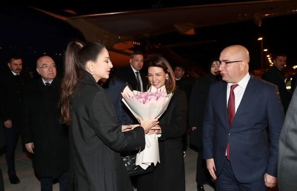 İlham Əliyev Türkiyəyə rəsmi səfərə gedib - FOTO