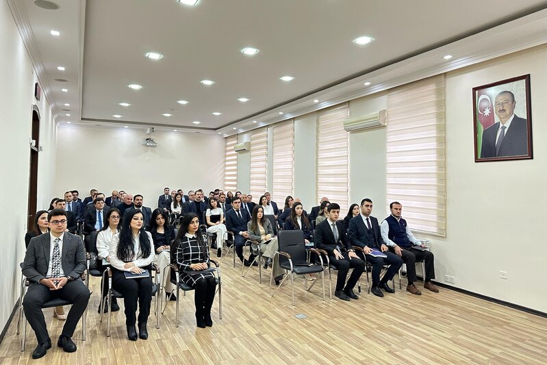 Vəkilliyə namizədlərlə icbari təlimə başlanılıb