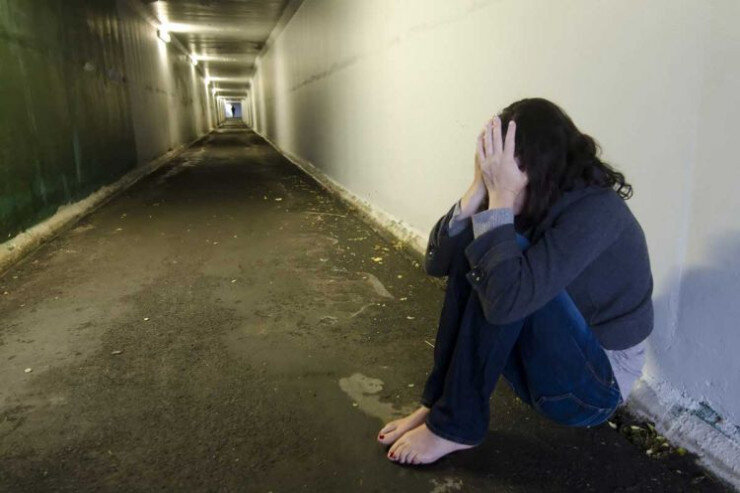 Bakıda anasının 16 yaşlı qızı evdən qovması ilə bağlı AÇIQLAMA