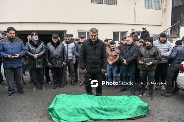 Ötən gün vəfat edən Xalq yazıçısı ilə vida mərasimi başa çatdı