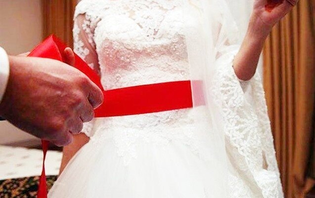 Azərbaycanda 15 yaşlı qız zorla bibisi oğlu ilə EVLƏNDİRİLİR- Nənəsindən ŞOK İDDİA - FOTO