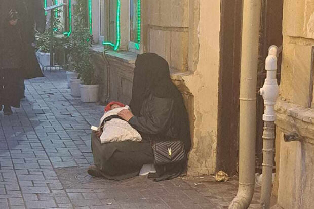 DİN Bakıda körpəsini soyuqda donduran qadınla bağlı TƏDBİR GÖRDÜ - YENİLƏNİB