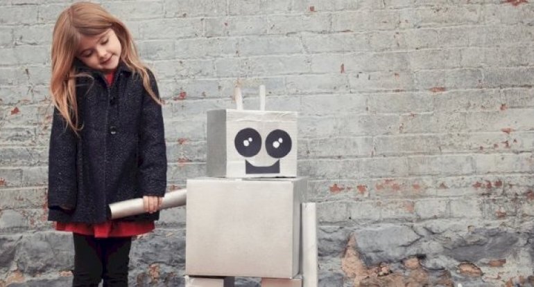 Xəyali dost: uşaqların ilk təxəyyül məhsulu