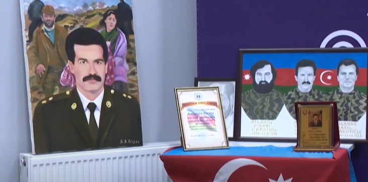 4 övladını geridə buraxaraq müharibəyə yollandı - VİDEO