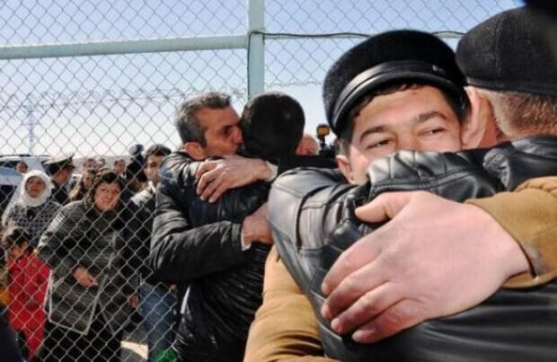 Hansı məhbuslar əfv üçün müraciət edə bilər? - CAVAB