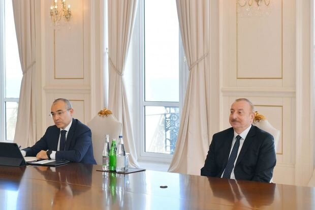 İlham Əliyev Alman İqtisadiyyatının Şərq Komitəsinin nümayəndə heyətini qəbul edib - FOTO