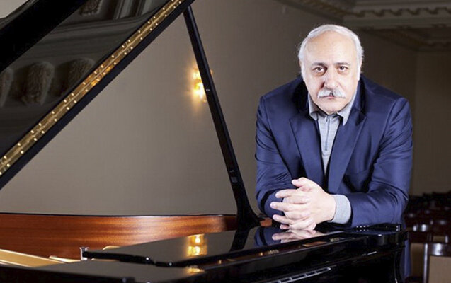 Eldar Mansurov 72 yaşında - Video