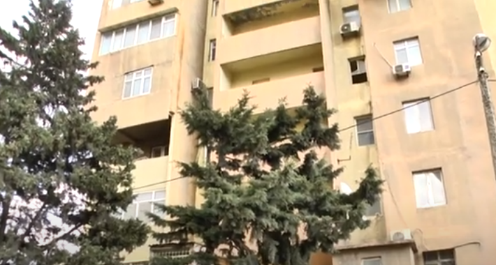300 nəfərin yaşadığı binada ağlasığmaz KOMMUNAL XƏRCLƏR! Aya 300-400 MANAT... - VİDEO