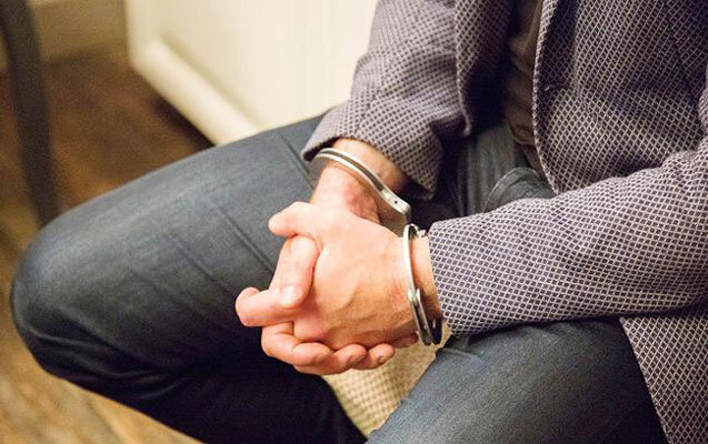 "Stop" qoyulan şəxsə saxta sənəd verən sabiq rəis həbs edildi