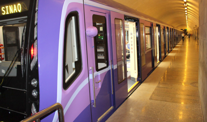 Metrodan istifadə edənlərə ŞAD XƏBƏR - 10 yeni stansiya...