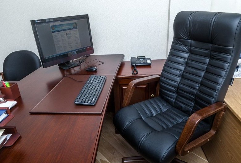 "Ali təhsili olmayan şəxslər işə qəbul prosesini kimlərinsə vasitəsi ilə rahat keçə bilirlər" - Ekspert