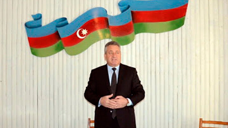 YAP-ın təşkilat sədrinin oğlu 20 manat cəriməyə görə məhkəməyə şikayət edib?