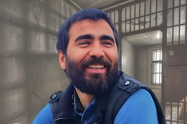 Aclıq aksiyası keçirən güney azərbaycanlı aktyorun vəziyyəti ağırlaşıb