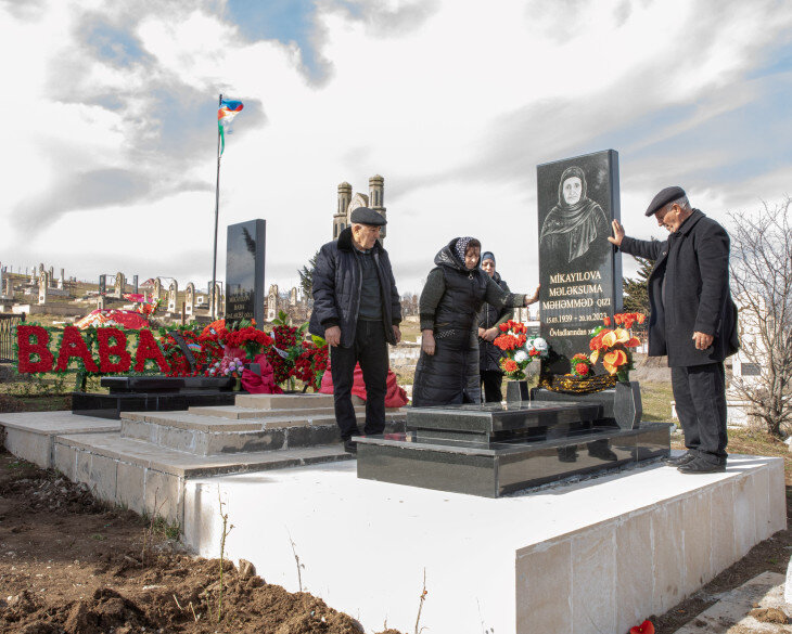 Ana itkin düşmüş oğluna qovuşdu, 20 gün sonra ürəyi dayandı - 31 illik həsrətin sonu