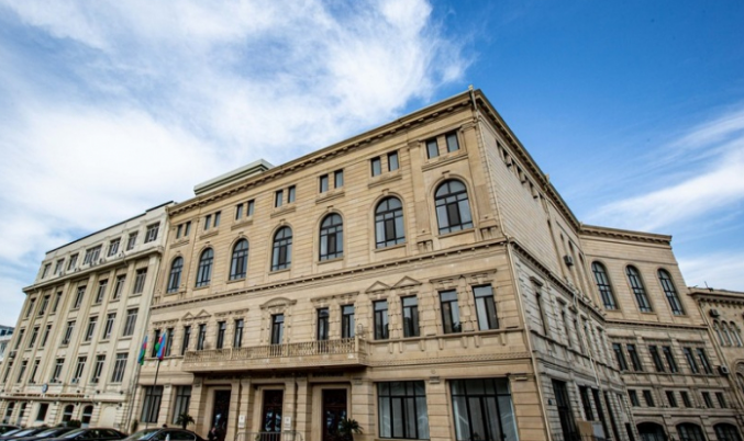 Azərbaycanda bəzi bələdiyyələrin aylardır maaş verə bilmədiyi ÜZƏ ÇIXDI