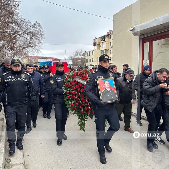 İşğaldan azad edilən ərazidə həlak olan polislər dəfn edildilər - FOTO/VİDEO