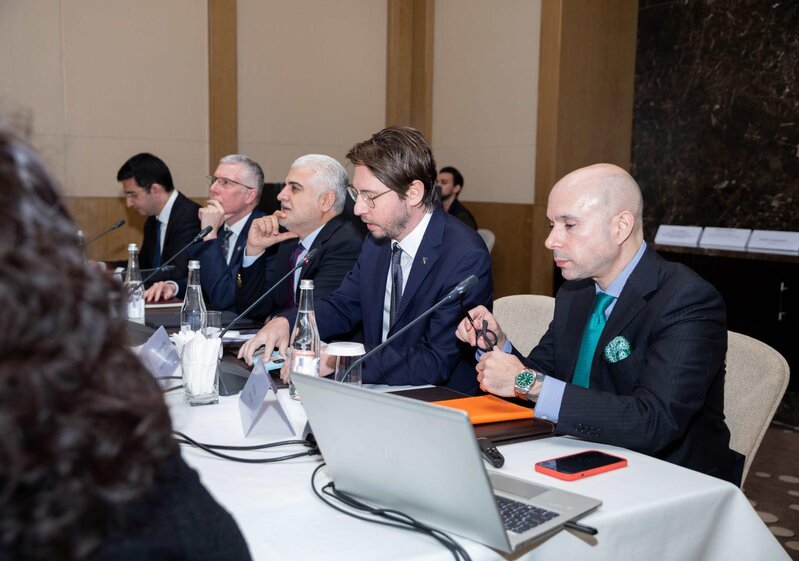 Tahir Gözelin təşəbbüsü ilə "Orta Dəhlizin yaşıllaşdırılması" mövzusunda işgüzar toplantı keçirilib