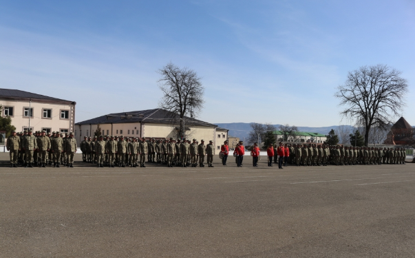 Hərbi prokuror Xanlar Vəliyev Şuşa və Xankəndidə hərbçilərlə görüşüb