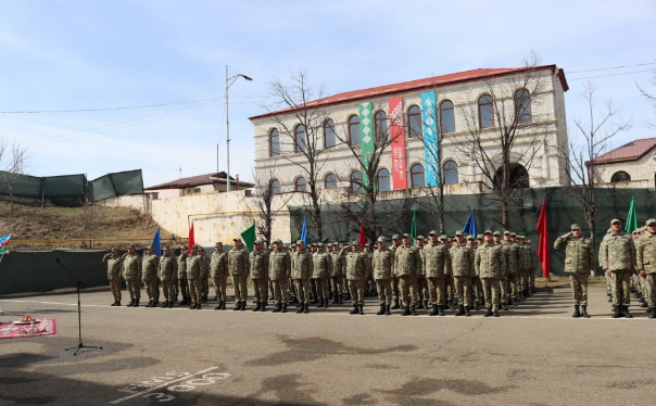 Hərbi prokuror Xanlar Vəliyev Şuşa və Xankəndidə hərbçilərlə görüşüb