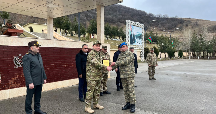 Hərbi Prokurorluq işçiləri Müdafiə Nazirliyinin yüksəkrütbəli vəzifəli şəxsləri ilə birgə Novruz bayramı ərəfəsində hərbi hissələrdə olublar