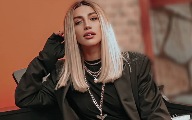 Röya silahlı insidentdən son anda xilas oldu: "İki dəqiqə sonra səhnəyə çıxacaqdıq" - FOTO/VİDEO