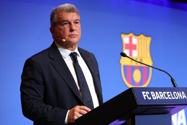 Laporta: "Futbolçularımıza görə kluba fantastik məbləğlər təklif olunur"