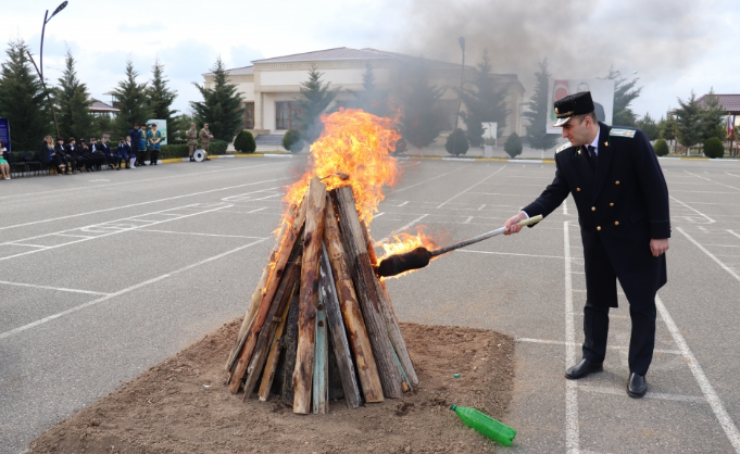 Hərbi Prokurorluq işçiləri DİN-in yüksək rütbəli vəzifəli şəxsləri ilə birgə hərbi hissələrdə olublar