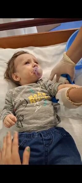 Körpə Hüseyn yardımsevər şəxslərin dəstəyinə möhtacdır: Müalicə üçün 600 manat lazımdır - FOTO