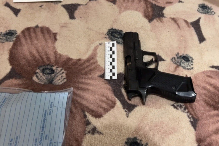 Ata qızlarını güllələyib intihar etdi