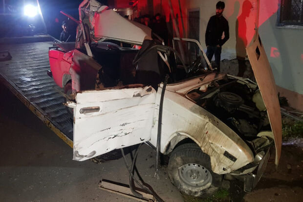 VAZ divara çırpıldı: Xəsarət alanlar var