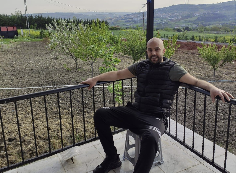 Körpə qızının qətlində şübhəli bilinən atanın - Fotoları