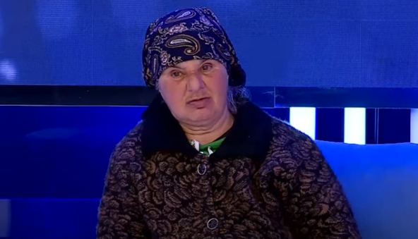 Azərbaycanda qız anasının dilənərək yığdığı 100 min manatı oğurlayıb QAÇDI - FOTO