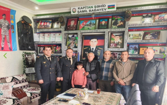 Naxçıvan hərbi prokurorluğunun əməkdaşları Şəhid ailələrini ziyarət ediblər - FOTO