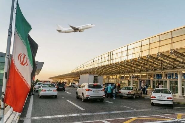 Fransa öz vətəndaşlarını İranı tərk etməyə çağırıb