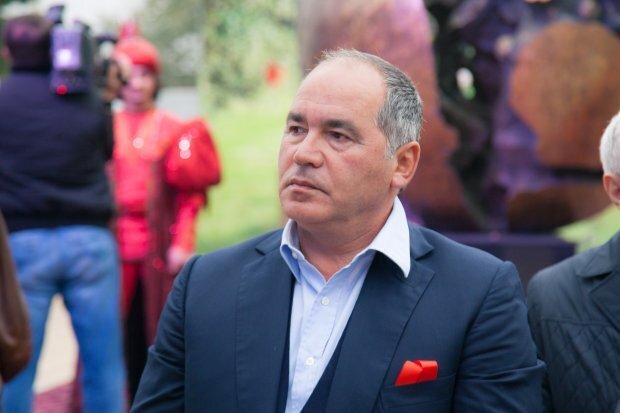 Milyarder Fərhad Əhmədovun şirkəti yenə cərimələndi