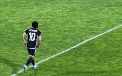 "Mənə sual verir ki, ata, niyə az oynadın?" - Ağabala qızının pankart açmasından danışdı