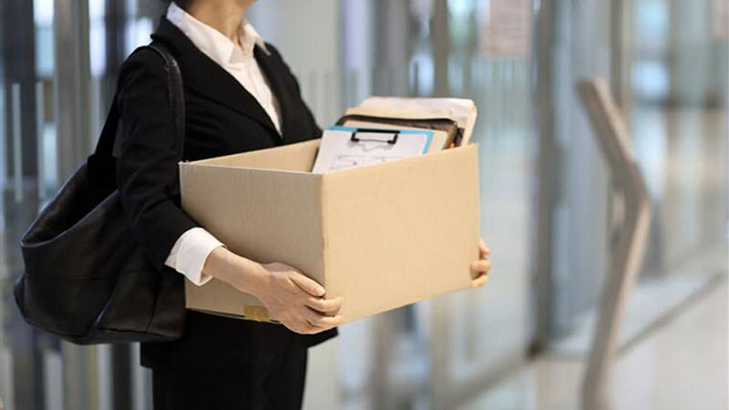 Müdirə salam vermədi, işdən qovuldu - Azərbaycanda ilginc hadisə