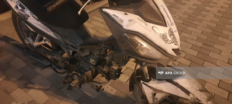 "Wolt"un xanım sürücüsü qəzada xəsarət aldı - FOTO