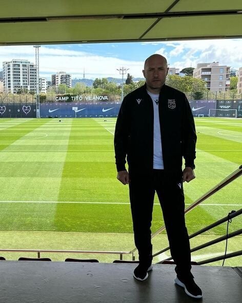 Azərbaycanlı baş məşqçi Xavi ilə görüşəcək - FOTO