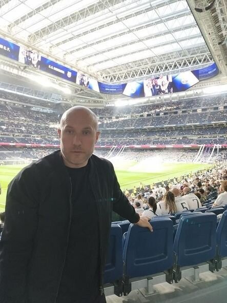 Azərbaycanlı baş məşqçi Xavi ilə görüşəcək - FOTO