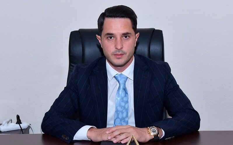 Nazir oliqarxın oğlunu yüksək vəzifəyə gətirmək istəyir - İddia (Foto)