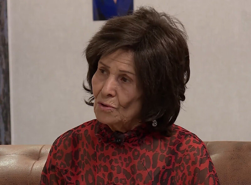 Əməkdar artist: "Analığımın nəvəsi gənc qardaşımı öldürdü" - VİDEO