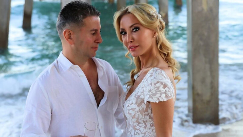 Müğəninin iş adamı həyat yoldaşı vanna otağında ölü tapıldı