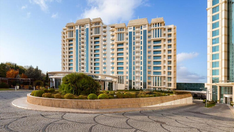 "Badamdar Hotel"də külli miqdarda yeyinti - Cinayət işi açıldı