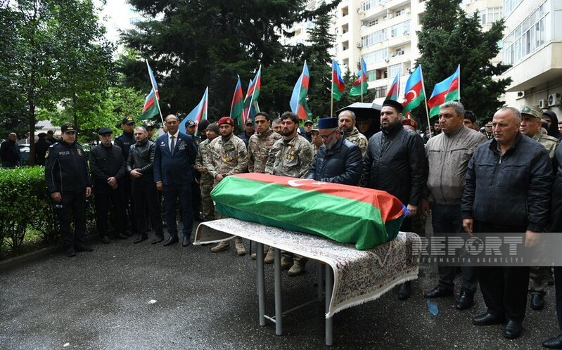 İtkin düşən Gülalı Dadaşov 30 il sonra dəfn edildi - Fotolar