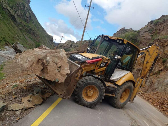 Azərbaycanda qaya uçqunu olub - FOTO/VİDEO