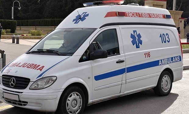 Virusa yoluxan azərbaycanlı müğənni üçün təcili yardım çağırıldı - VİDEO
