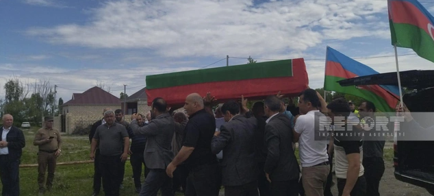 Tərtərdə Birinci Qarabağ müharibəsinin şəhidi Ədalət Əliyev dəfn edilib